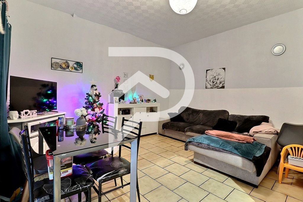 Achat maison à vendre 2 chambres 70 m² - Caudry