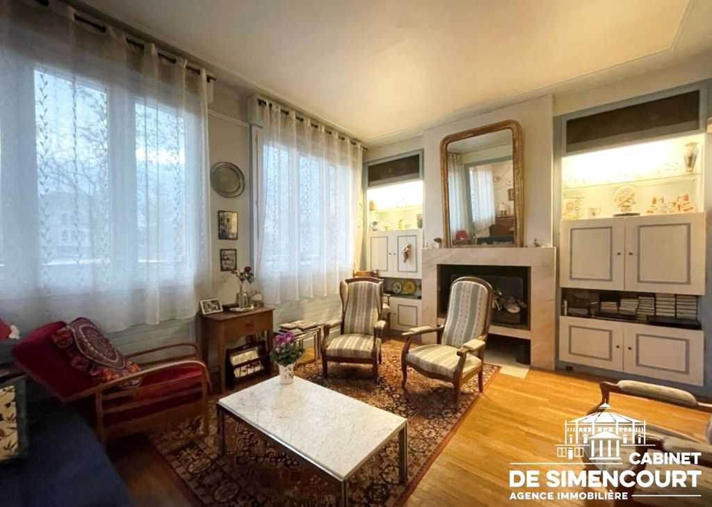 Achat maison à vendre 5 chambres 210 m² - Amiens