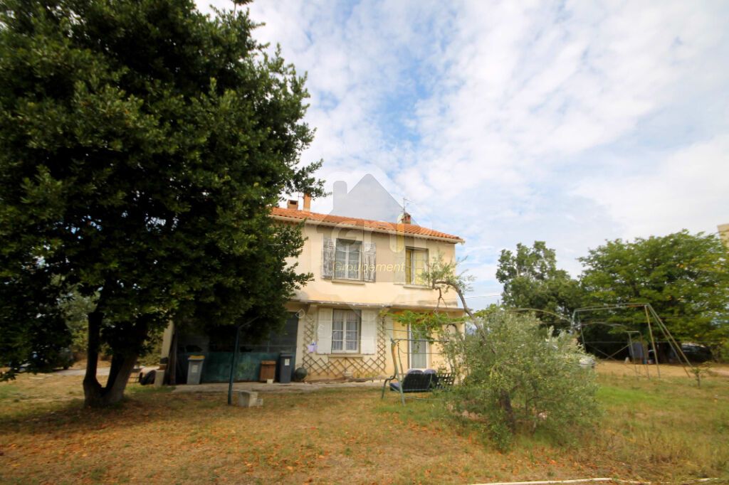 Achat maison à vendre 4 chambres 105 m² - Carpentras