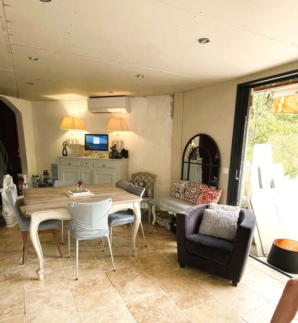 Achat maison à vendre 3 chambres 68 m² - Cavalaire-sur-Mer
