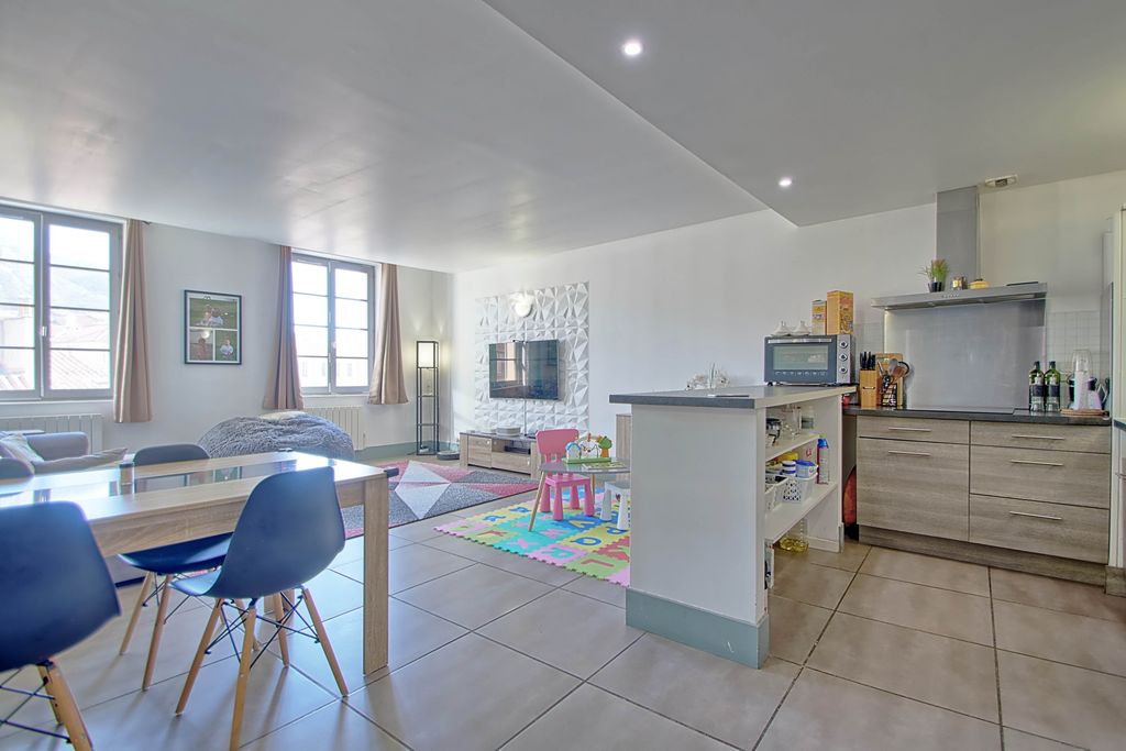 Achat appartement à vendre 4 pièces 94 m² - Toulon