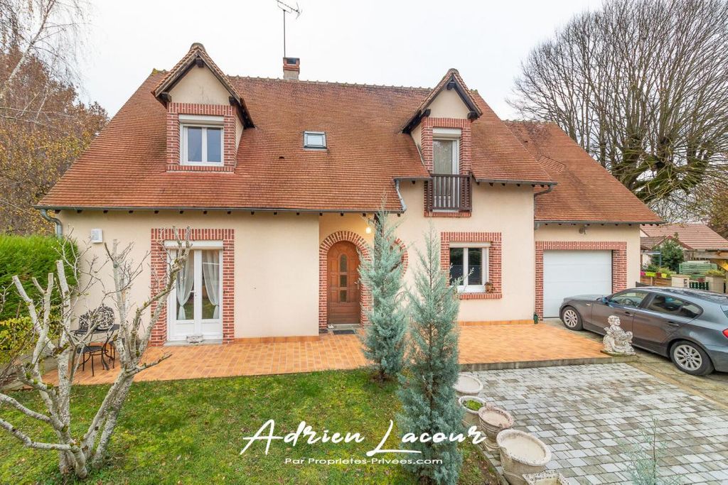 Achat maison à vendre 5 chambres 133 m² - Pruniers-en-Sologne