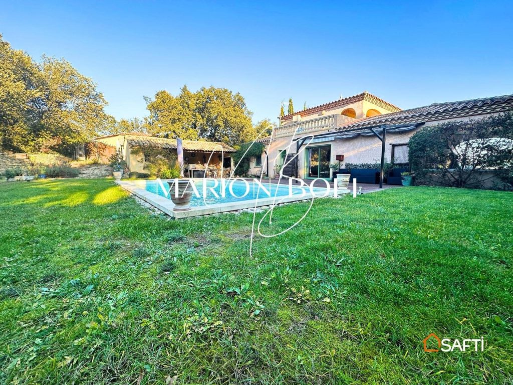Achat maison à vendre 4 chambres 170 m² - Castillon-du-Gard