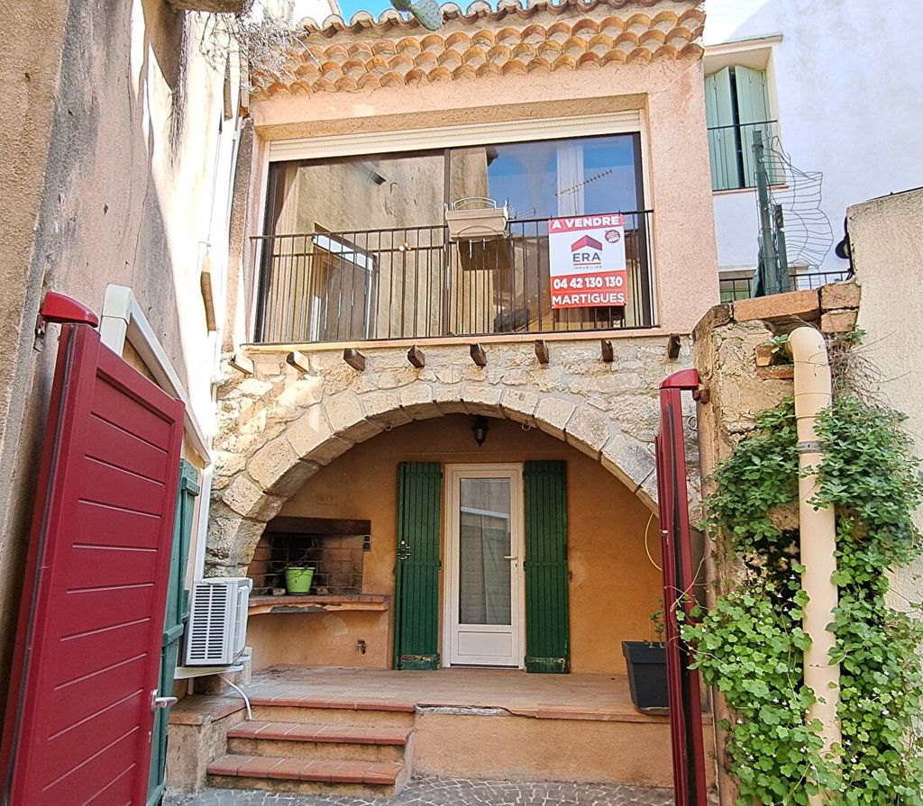 Achat maison à vendre 3 chambres 73 m² - Saint-Mitre-les-Remparts