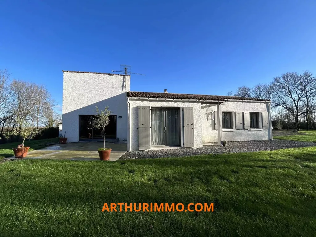 Achat maison à vendre 3 chambres 191 m² - La Rochelle