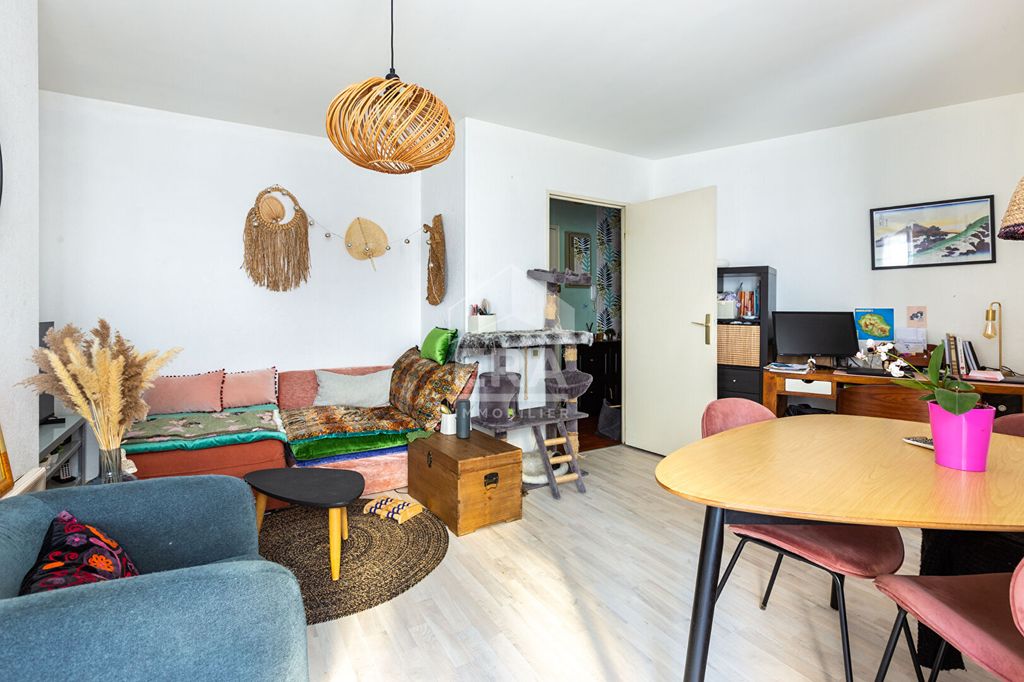 Achat appartement à vendre 2 pièces 44 m² - Courbevoie