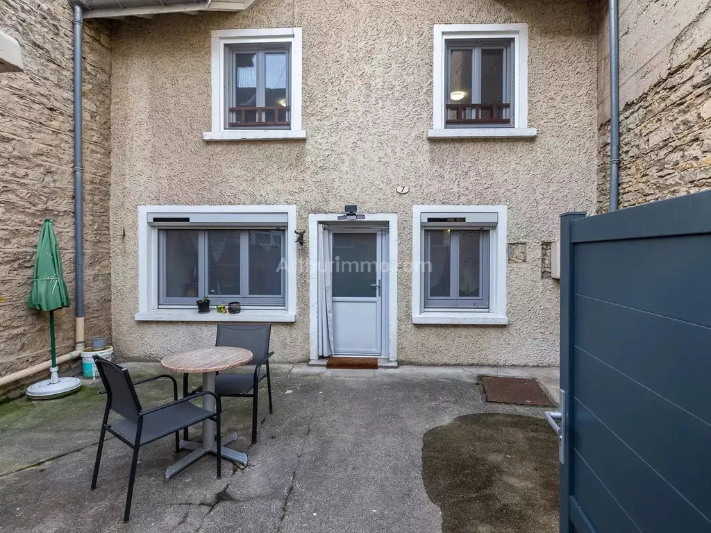 Achat maison à vendre 2 chambres 66 m² - Montalieu-Vercieu