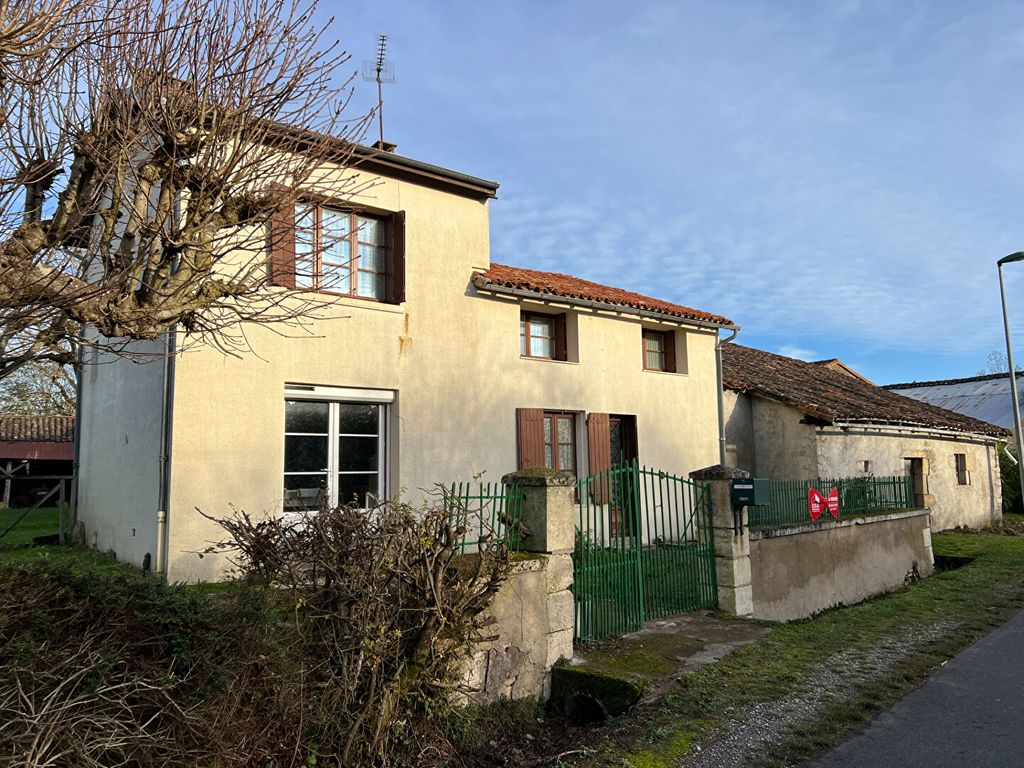 Achat maison à vendre 4 chambres 116 m² - La Chapelle-Bâton