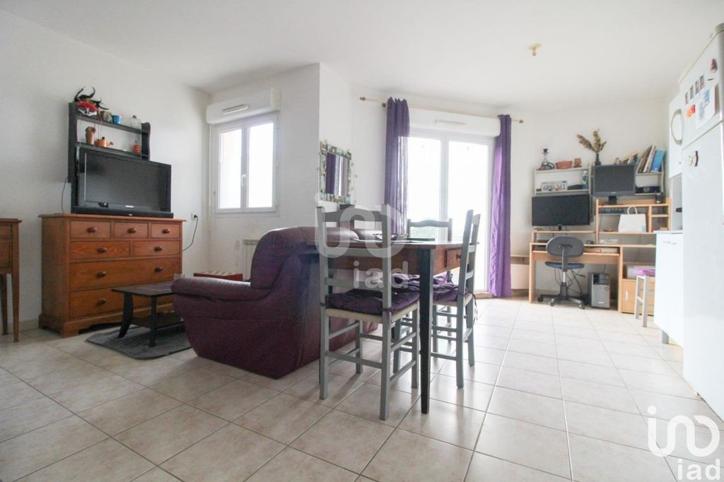 Achat studio à vendre 33 m² - La Cavalerie