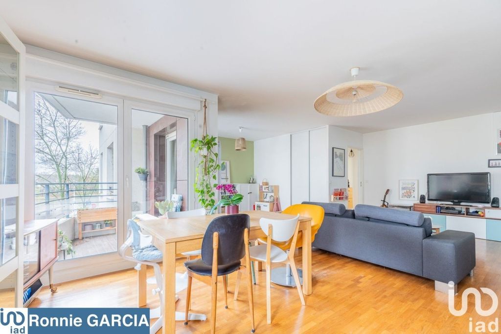 Achat appartement à vendre 4 pièces 84 m² - Juvisy-sur-Orge