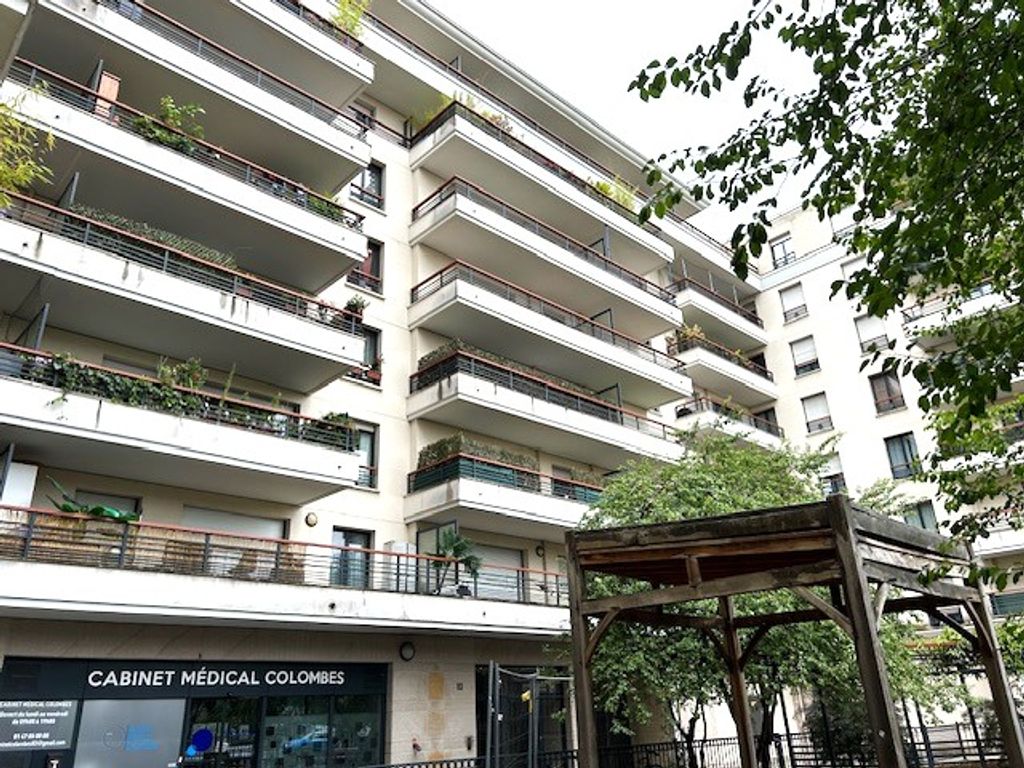 Achat appartement à vendre 3 pièces 63 m² - Colombes
