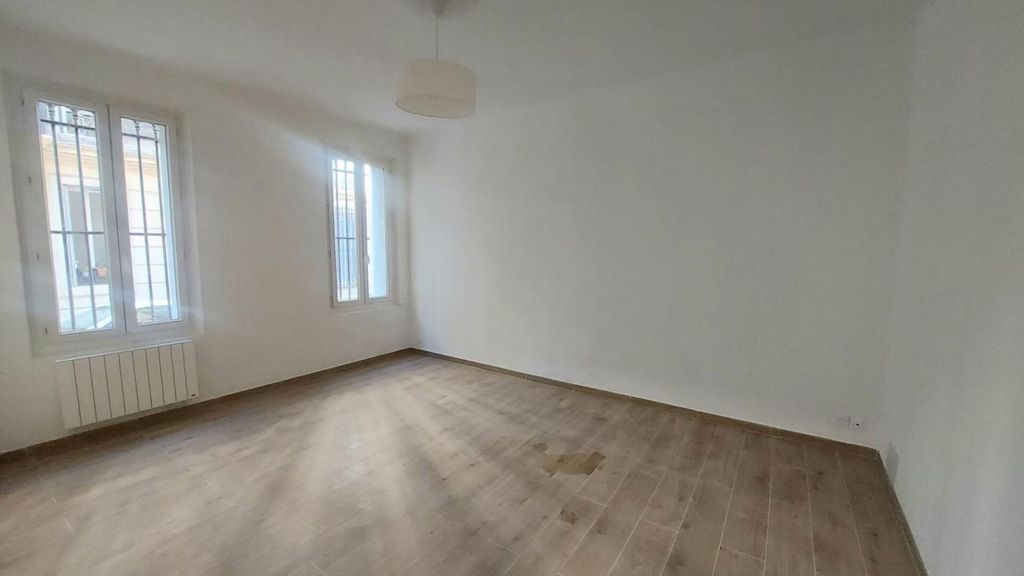 Achat appartement à vendre 2 pièces 47 m² - Marseille 4ème arrondissement