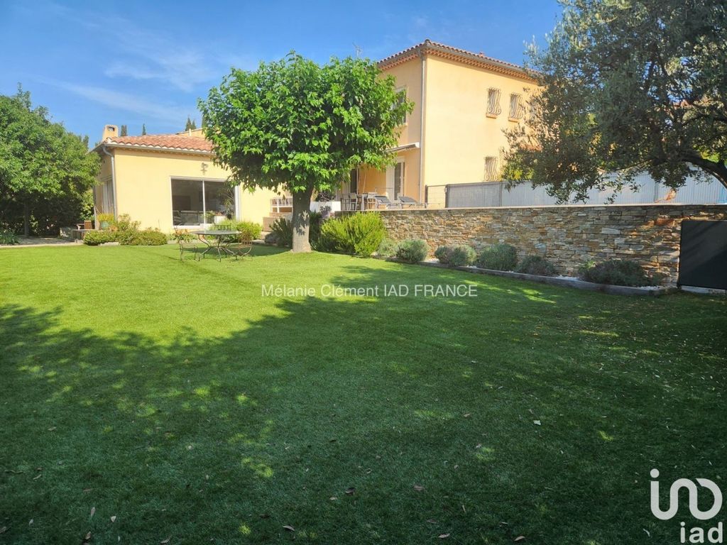 Achat maison à vendre 6 chambres 233 m² - Bandol