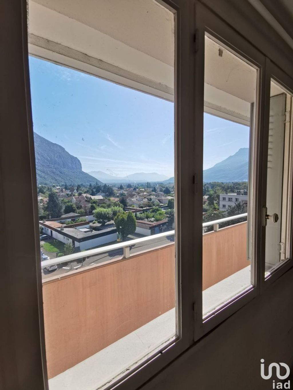 Achat appartement à vendre 3 pièces 66 m² - Saint-Égrève