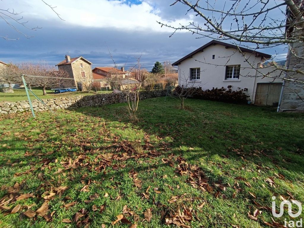 Achat maison à vendre 3 chambres 90 m² - Saint-Nizier-de-Fornas