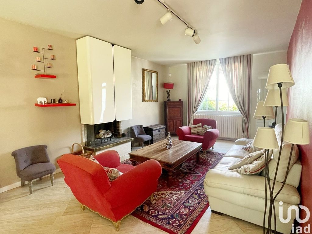 Achat maison à vendre 5 chambres 224 m² - Beauvais