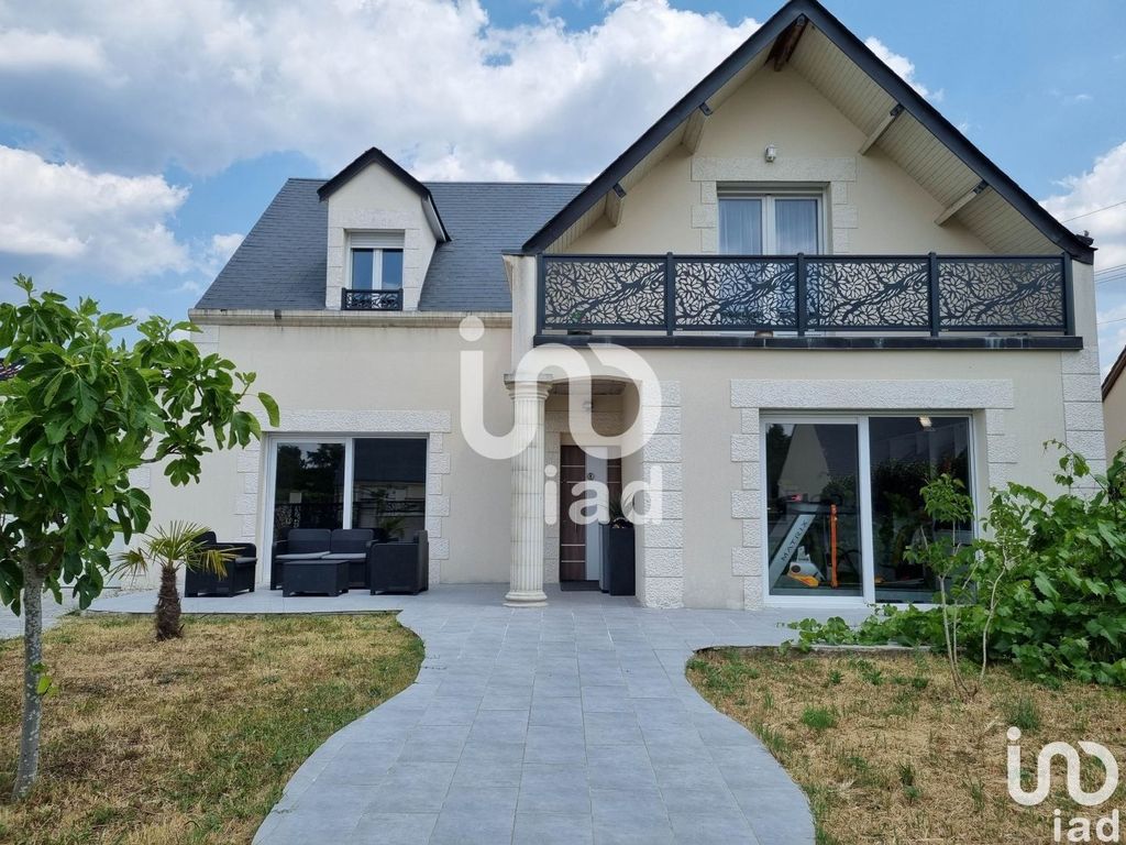 Achat maison à vendre 4 chambres 148 m² - Châteauneuf-sur-Loire