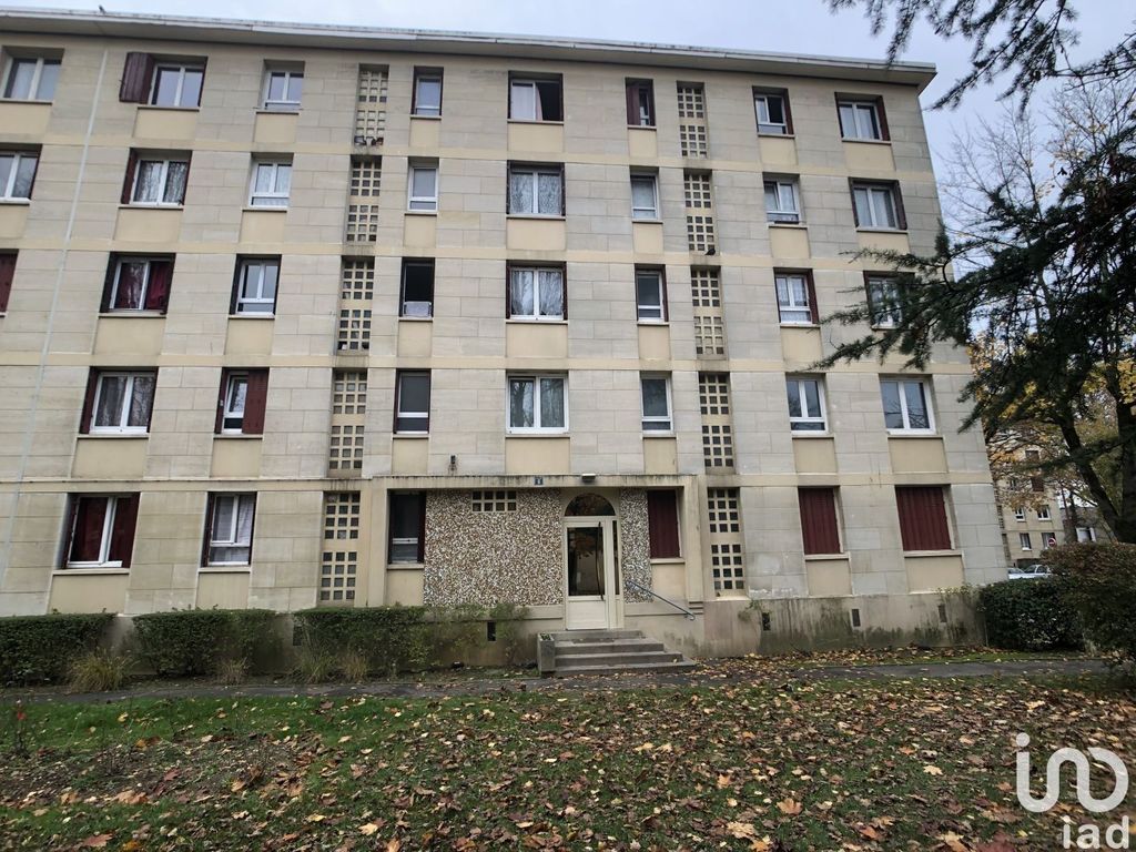 Achat appartement à vendre 3 pièces 66 m² - Sainte-Geneviève-des-Bois