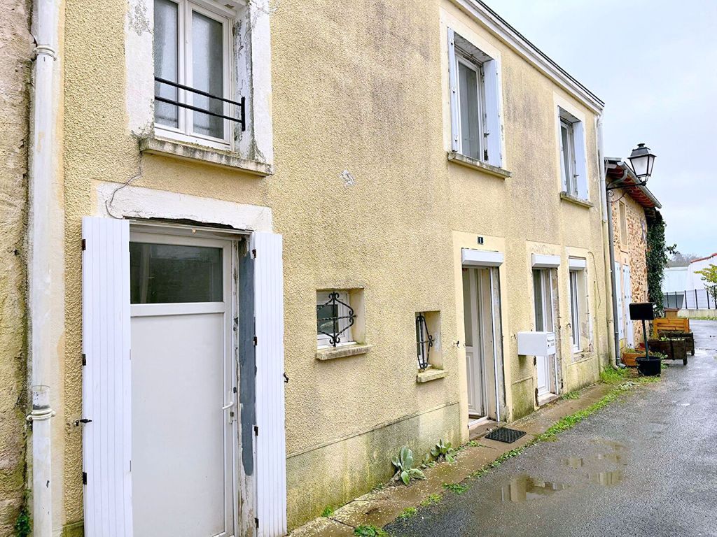 Achat maison à vendre 2 chambres 81 m² - Mareuil-sur-Lay-Dissais