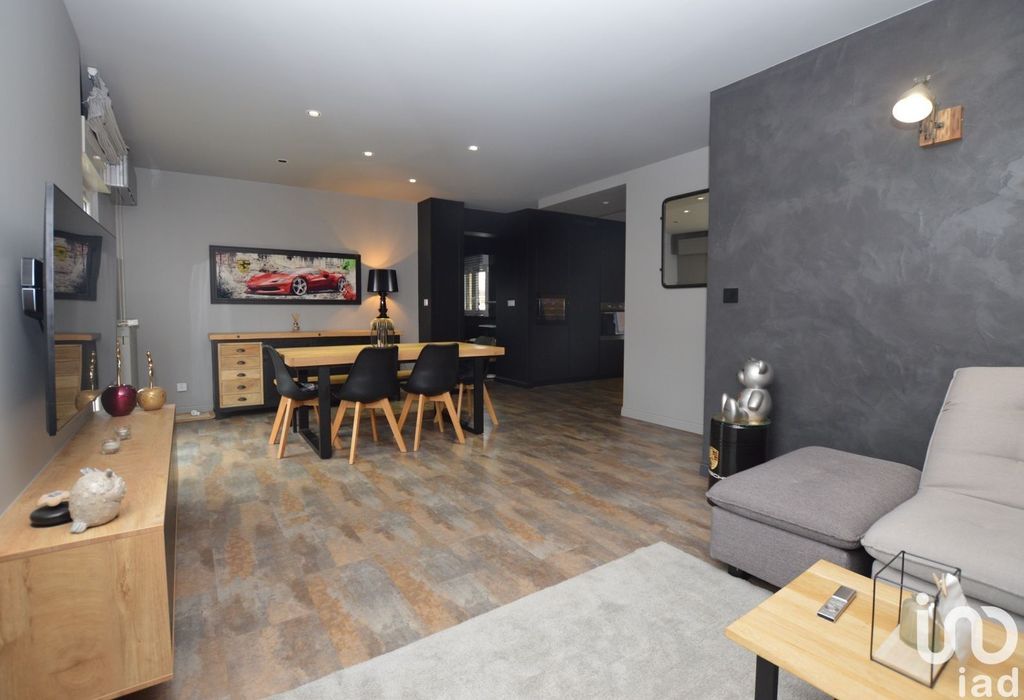 Achat maison à vendre 3 chambres 106 m² - Errouville