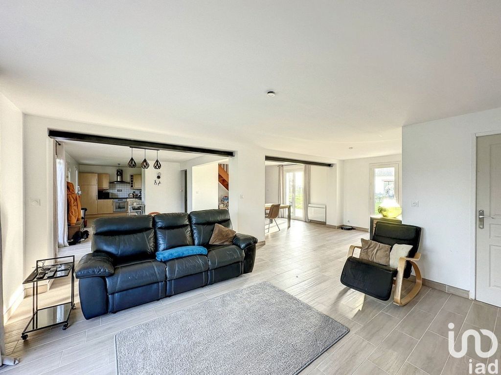 Achat maison à vendre 4 chambres 143 m² - Sierville