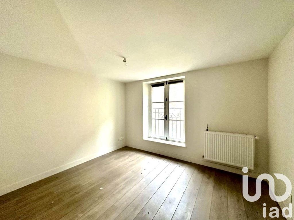 Achat triplex à vendre 3 pièces 61 m² - Sedan