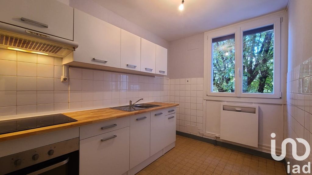 Achat appartement à vendre 4 pièces 67 m² - Grenoble