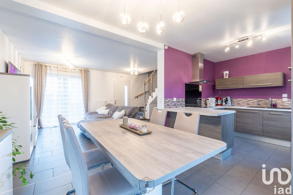 Achat maison à vendre 3 chambres 112 m² - Bréhain-la-Ville