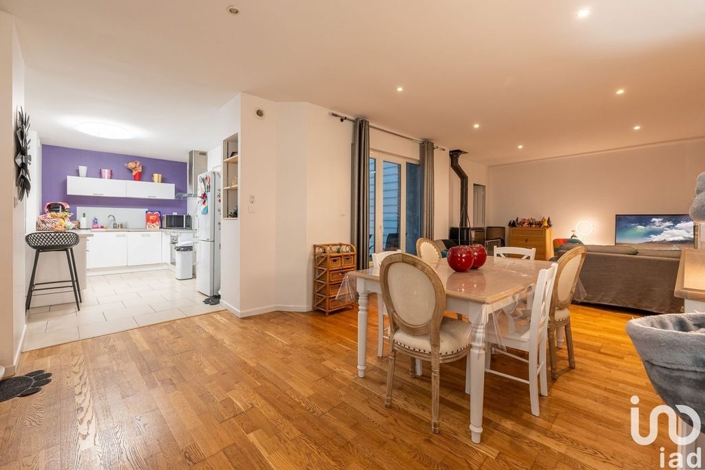 Achat appartement à vendre 5 pièces 97 m² - Montcy-Notre-Dame