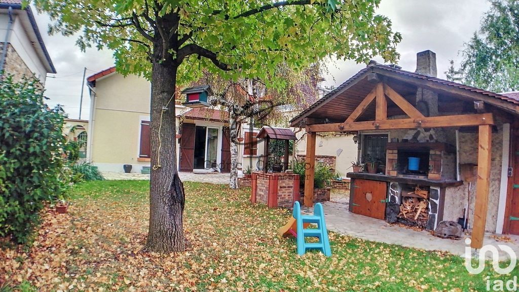 Achat maison à vendre 3 chambres 85 m² - Chennevières-sur-Marne