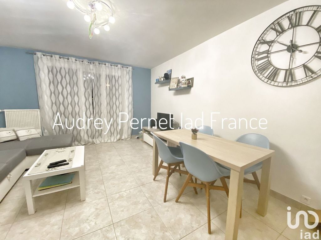 Achat appartement à vendre 3 pièces 73 m² - Toulon