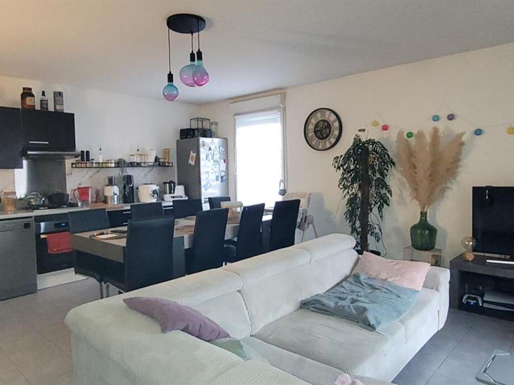 Achat appartement à vendre 3 pièces 70 m² - Wingles