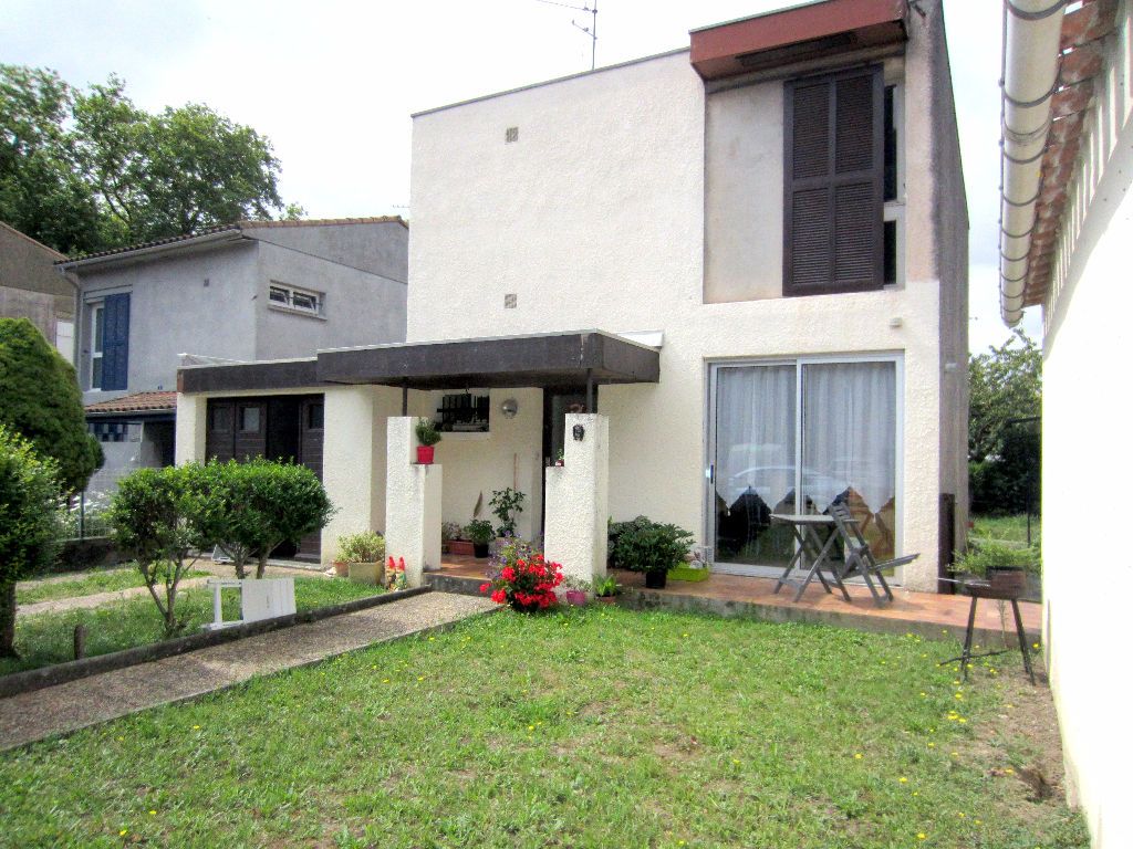 Achat maison à vendre 3 chambres 93 m² - Castelnaudary