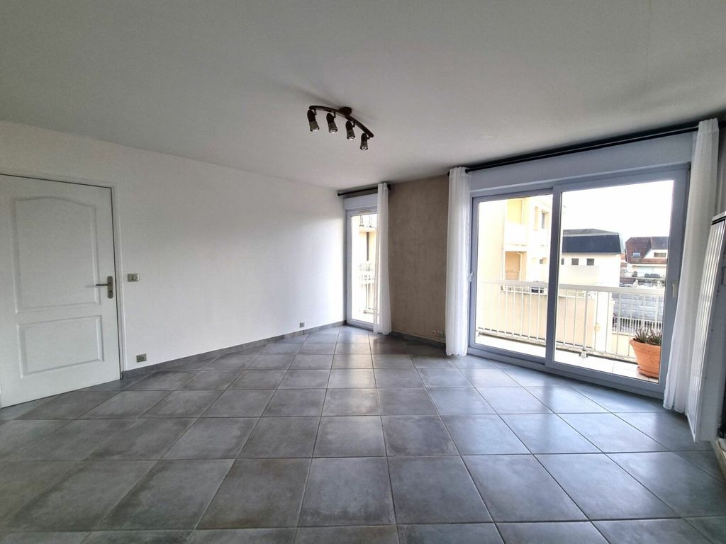 Achat appartement à vendre 2 pièces 49 m² - Pontault-Combault