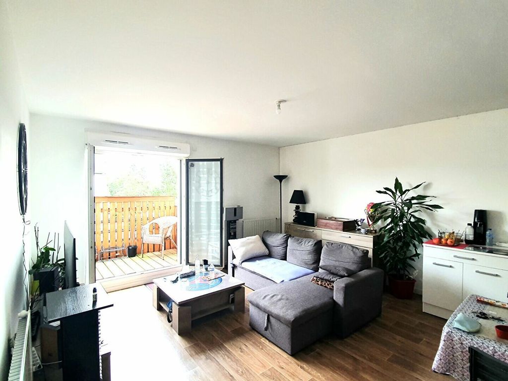 Achat appartement à vendre 3 pièces 66 m² - Brie-Comte-Robert