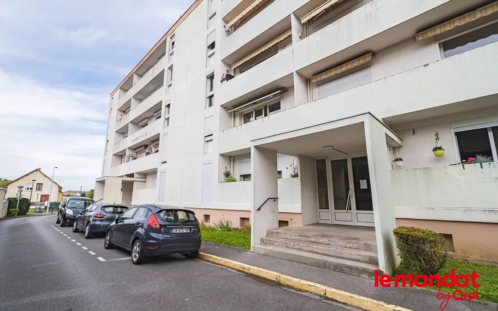 Achat appartement à vendre 4 pièces 79 m² - Laon