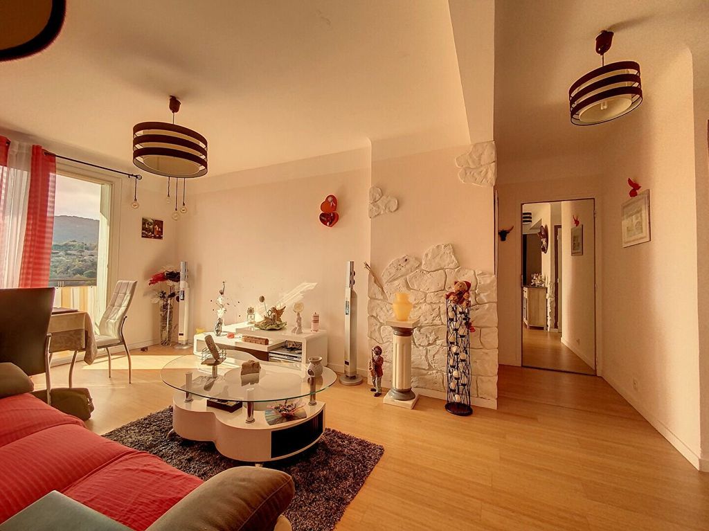 Achat appartement à vendre 3 pièces 55 m² - Menton