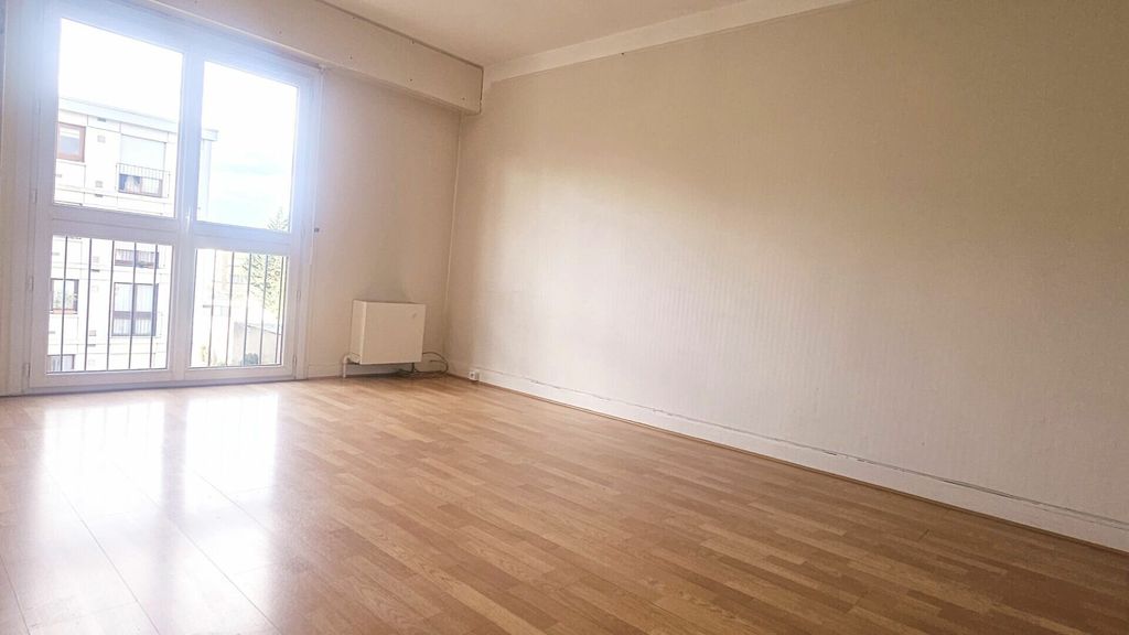 Achat appartement à vendre 2 pièces 45 m² - Livry-Gargan