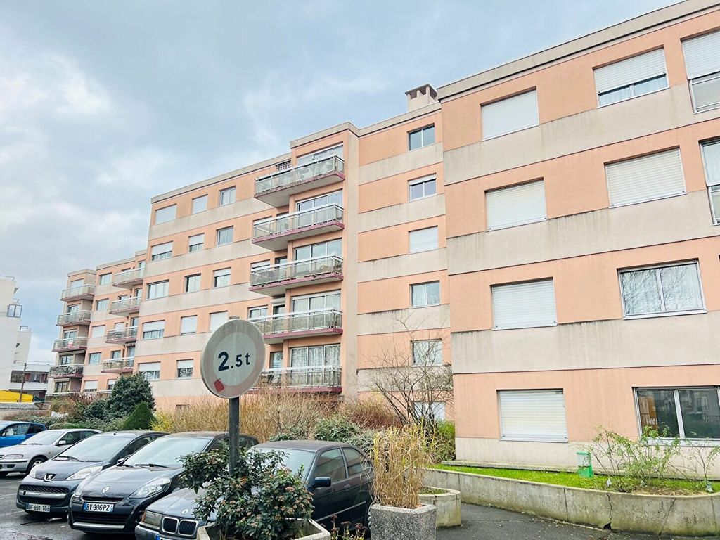 Achat appartement à vendre 4 pièces 82 m² - Livry-Gargan