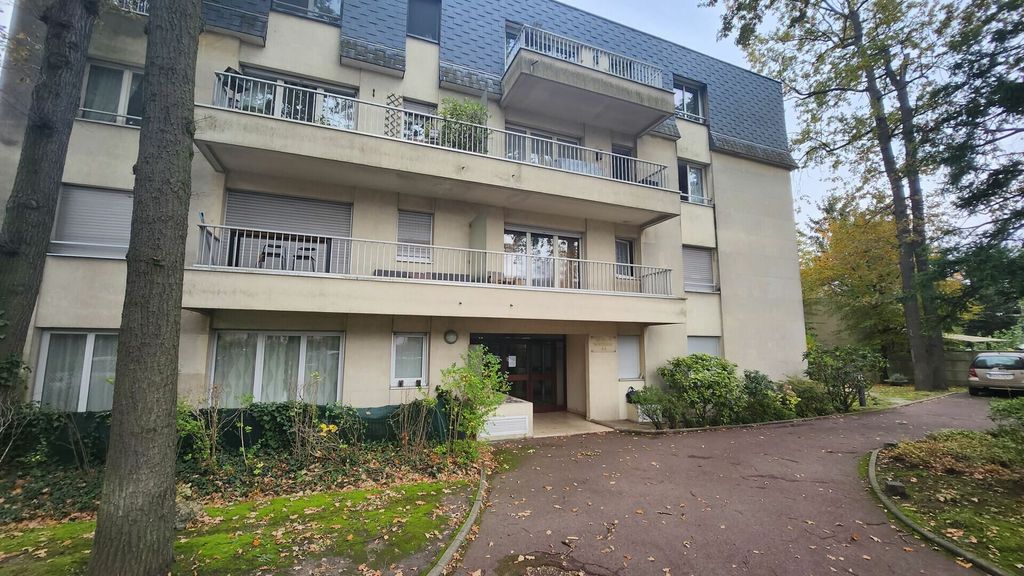 Achat appartement à vendre 4 pièces 89 m² - Livry-Gargan