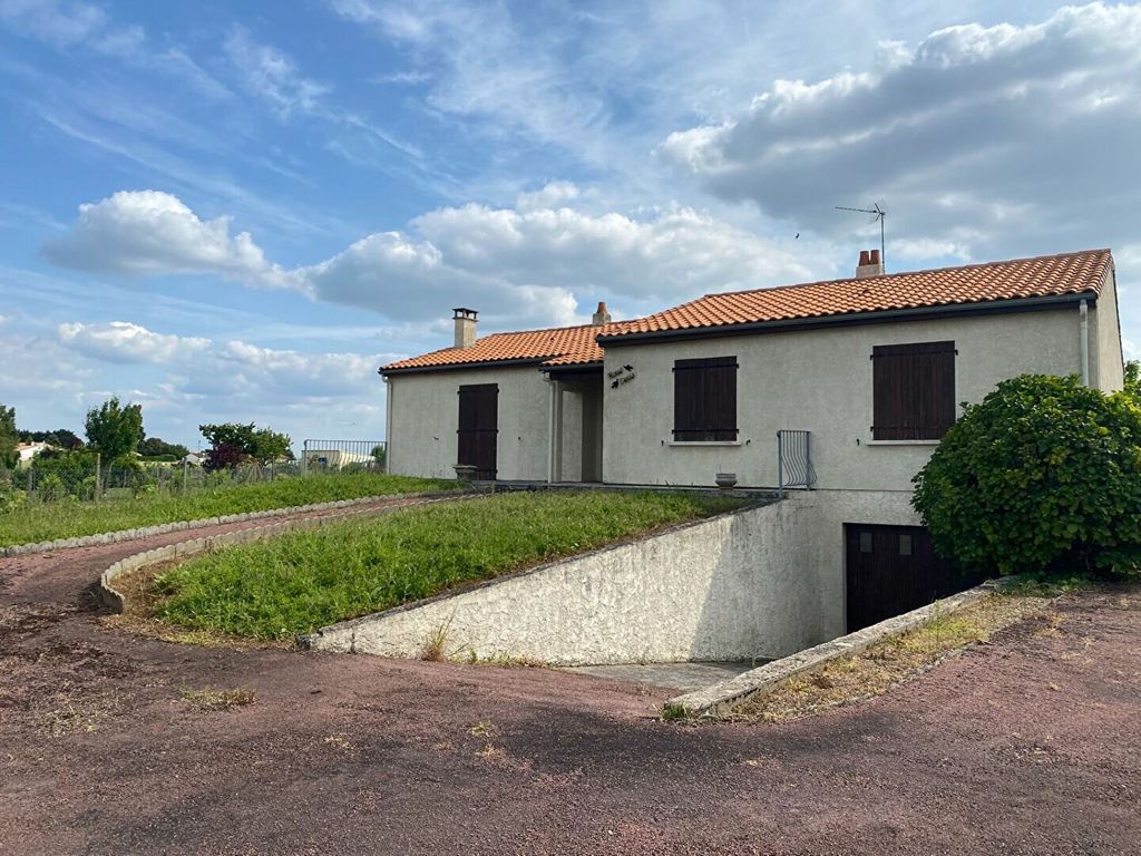 Achat maison à vendre 3 chambres 108 m² - Saint-Nazaire-sur-Charente