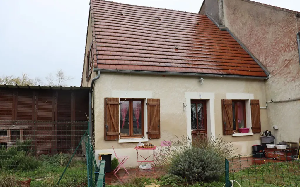 Achat maison à vendre 1 chambre 67 m² - Escamps