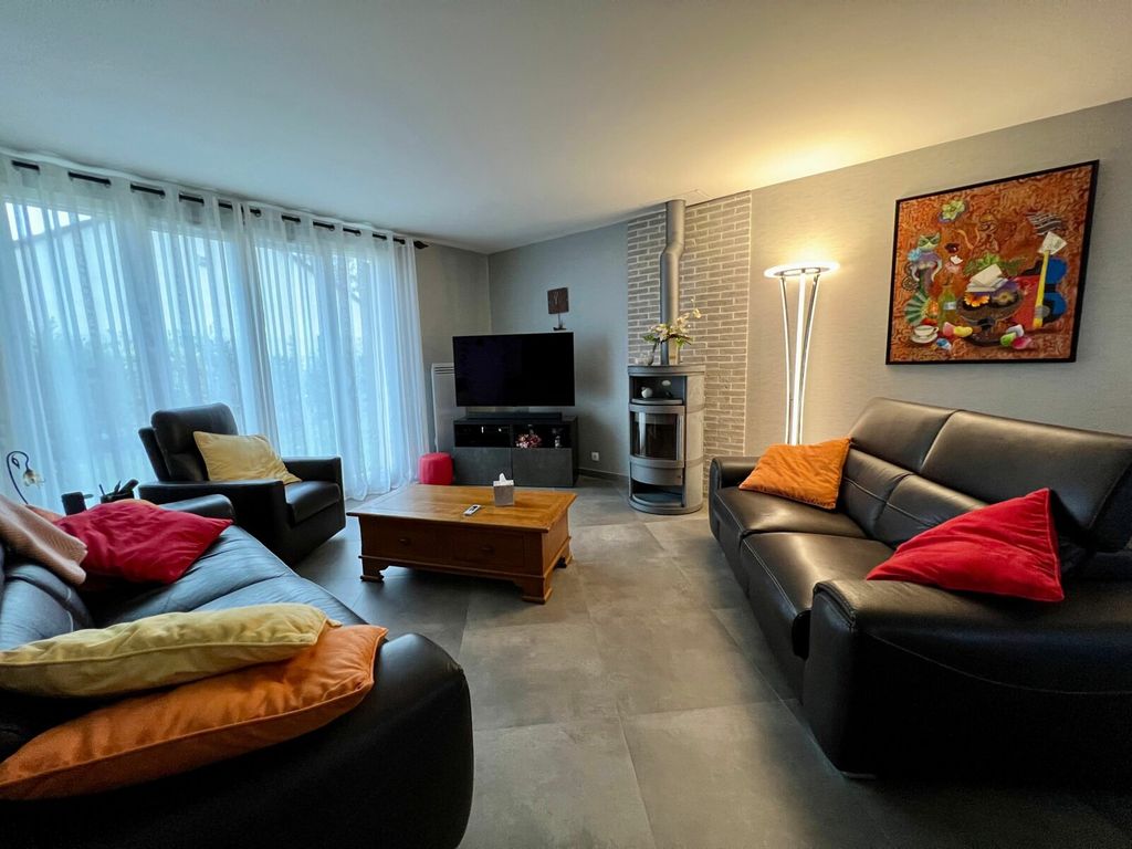 Achat maison à vendre 6 chambres 150 m² - Le Plessis-Trévise