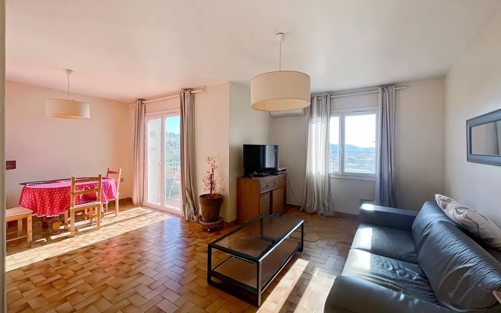 Achat maison à vendre 5 chambres 115 m² - La Valette-du-Var