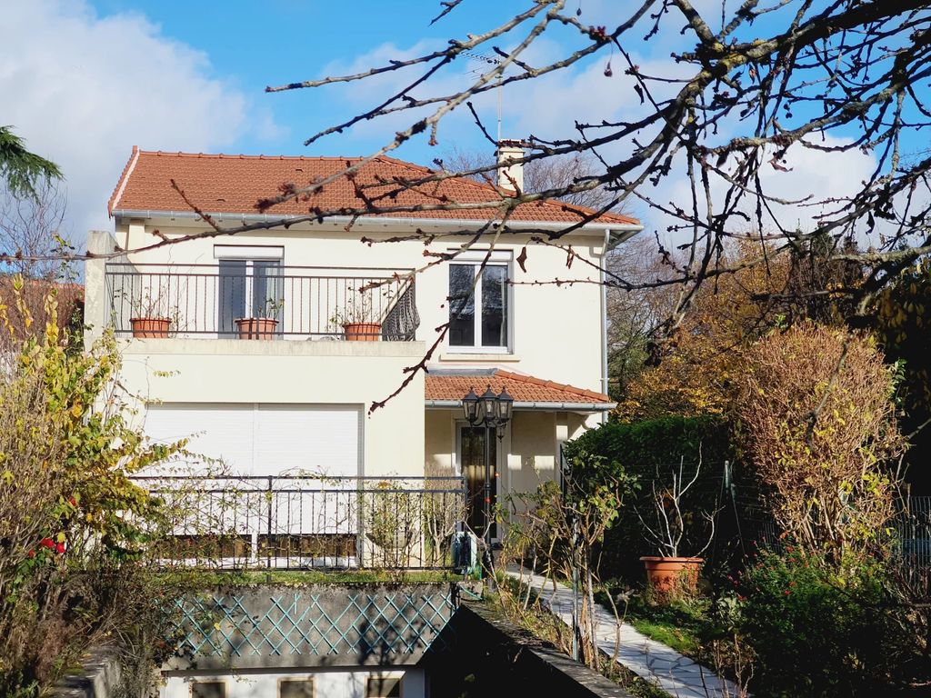 Achat maison à vendre 4 chambres 101 m² - Le Raincy