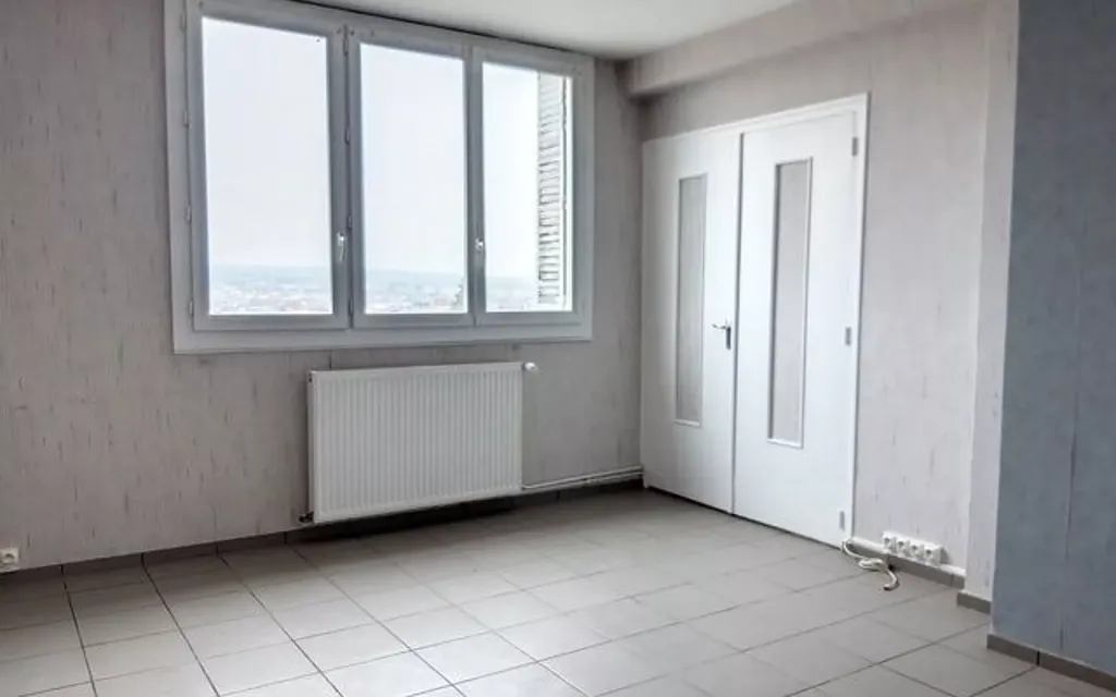 Achat appartement à vendre 2 pièces 55 m² - Montluçon