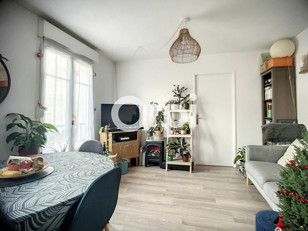 Achat appartement à vendre 2 pièces 33 m² - Voisins-le-Bretonneux