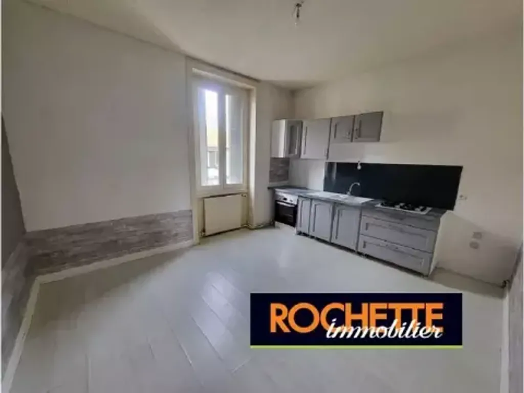 Achat appartement à vendre 6 pièces 163 m² - Montrond-les-Bains