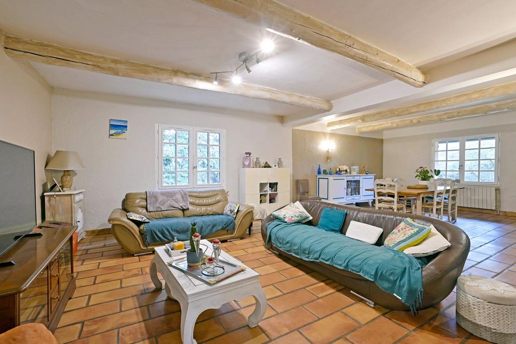 Achat maison à vendre 3 chambres 138 m² - Saint-Gervasy