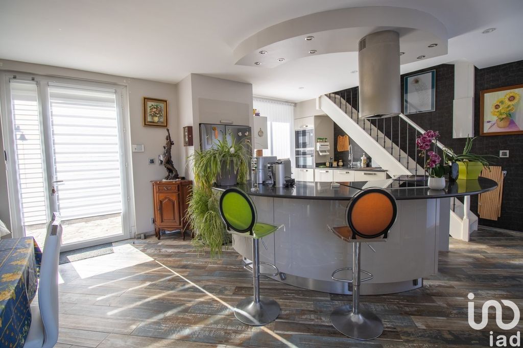 Achat duplex à vendre 4 pièces 95 m² - Saint-Raphaël